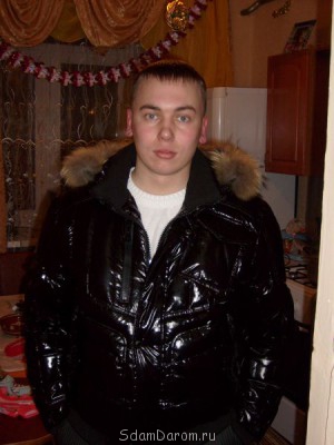 Красивая девушка ищет поддержки... - S6302643.JPG