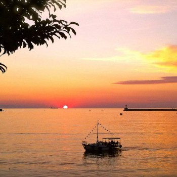 Предлагаю девушке комнату в Севастополе - 19761323_482326738766473_5208736685034045440_n.jpg