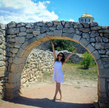 Предлагаю девушке комнату в Севастополе - Херсонес.jpg