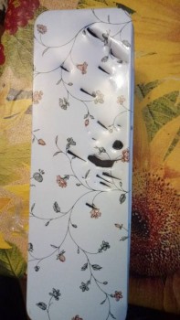 таких изуродованных вещей много осталось после сиделки